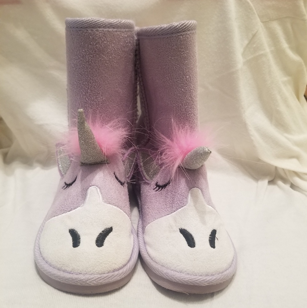 Girl boots